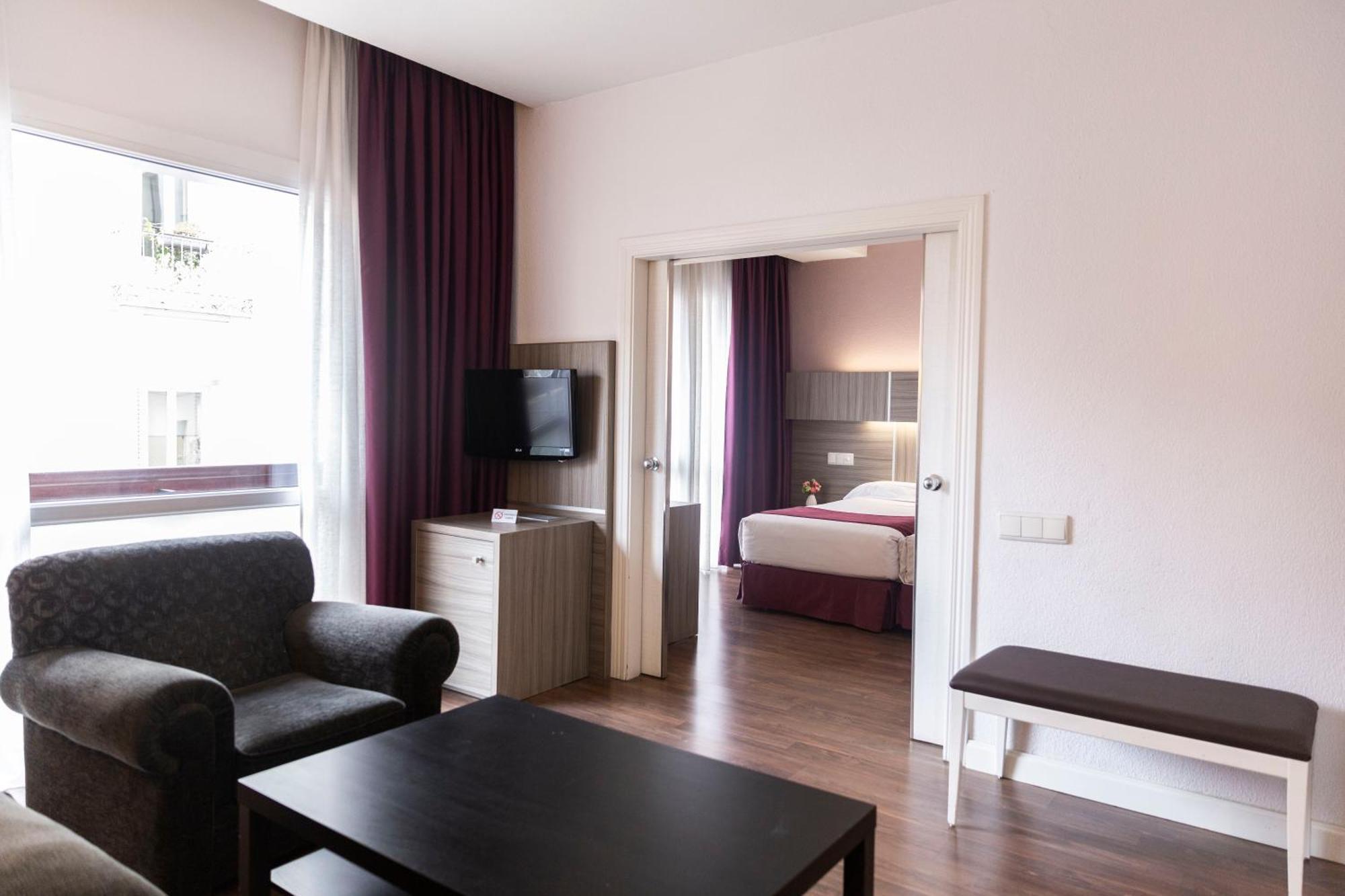 Hotel Serrano — Fotos 3